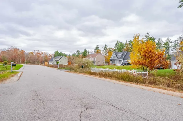 $289,900 | 9 Chestnut Way, Lee, NH 03861