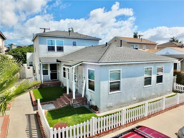 $1,650,000 | 5759 2nd Street, Long Beach, CA 90803