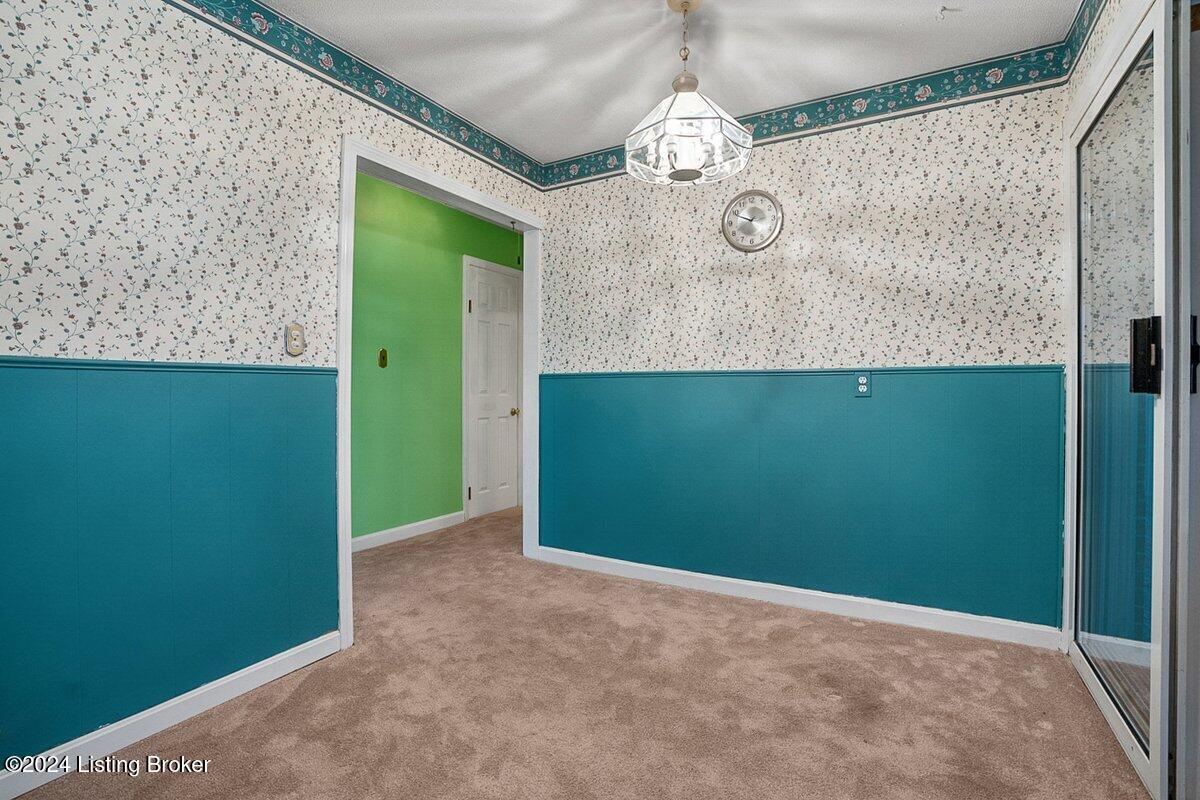 7315 Mt Washington Road Louisville, KY 40229 - Photo 14 of 29 7314-11