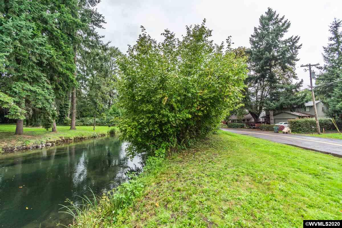River (tl 3701) Road Lebanon, OR 97355 - Photo 14 of 17