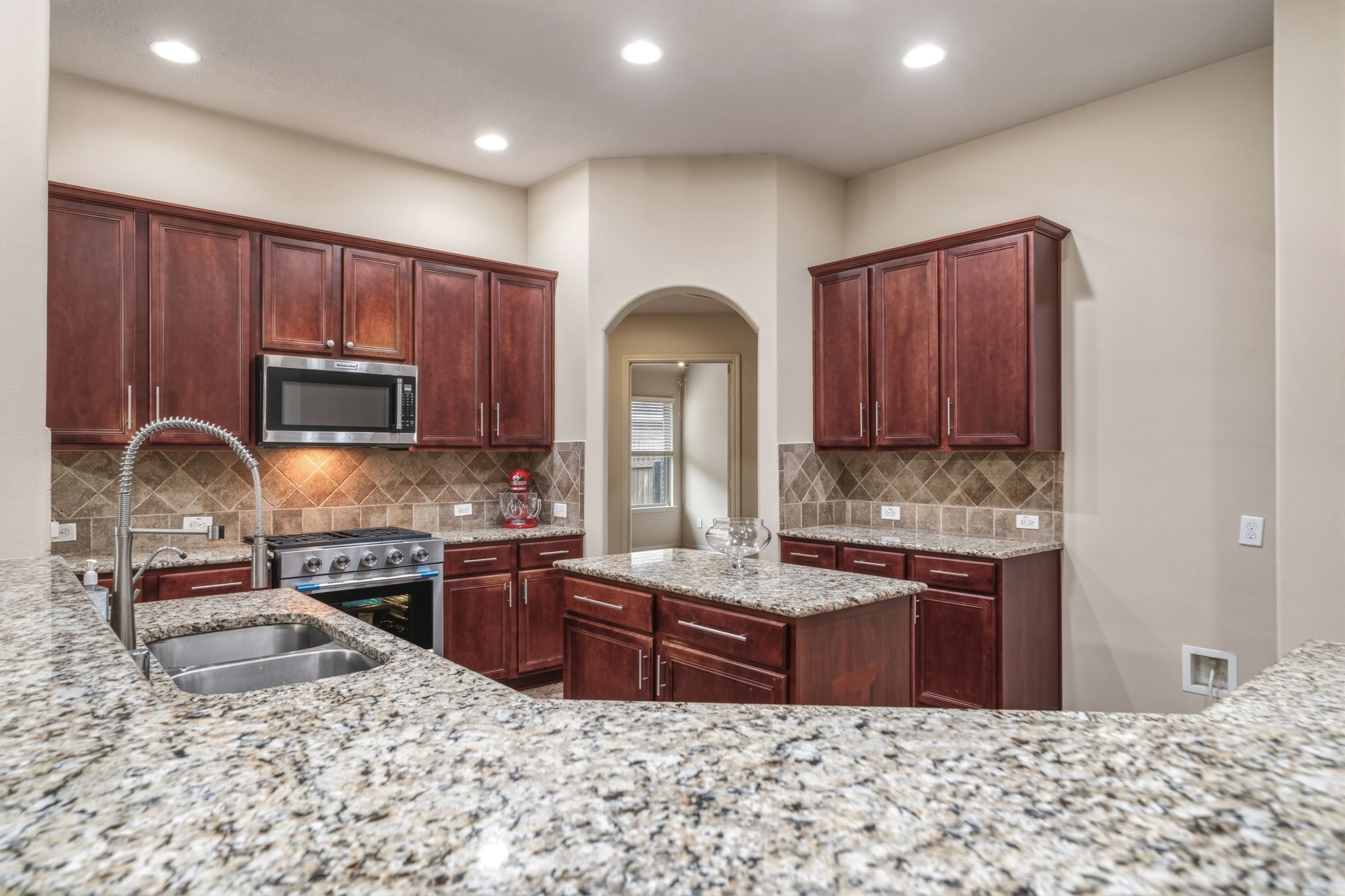 15919 Walnut Shores Drive Houston, TX 77044 - Photo 11 of 36