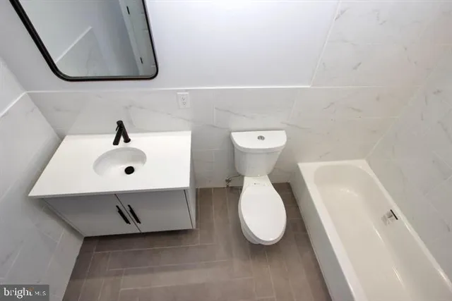 $2,700 | 1608 North 3rd Street, Philadelphia, PA 19122