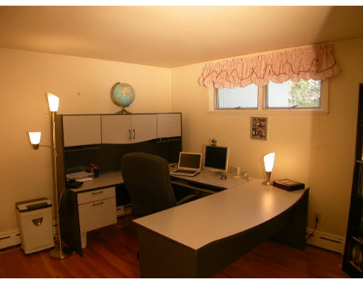 71 Royce Road Marlborough, MA 01752 - Photo 14 of 20 Gallery Image 14