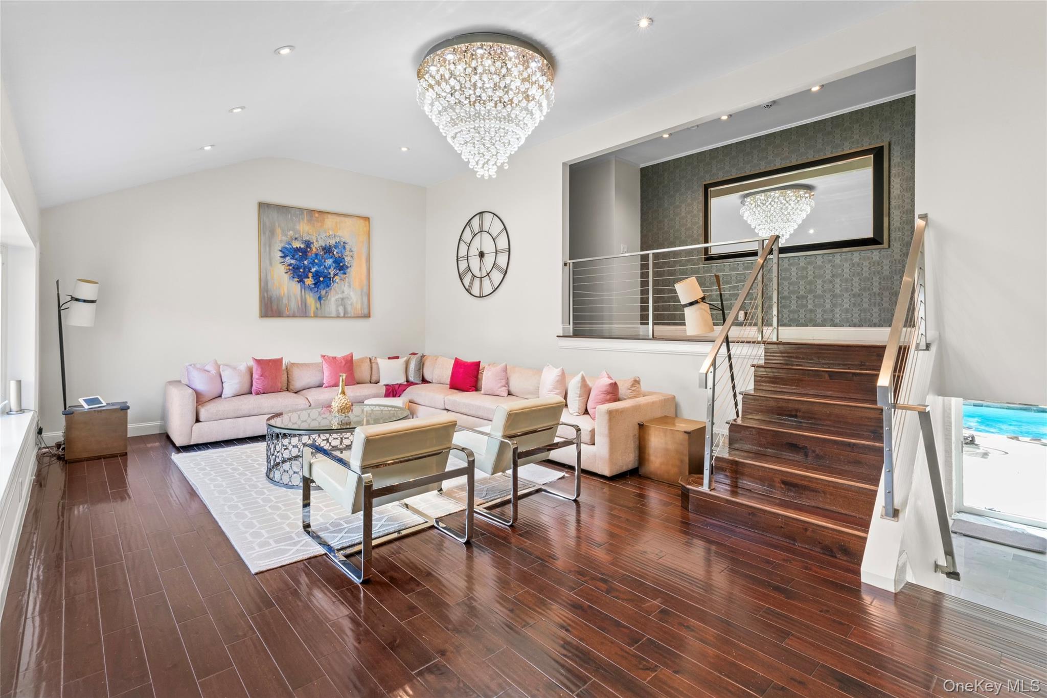 199 Winding Brook Road New Rochelle, NY 10804 - Photo 2 of 38 Gallery Image 2