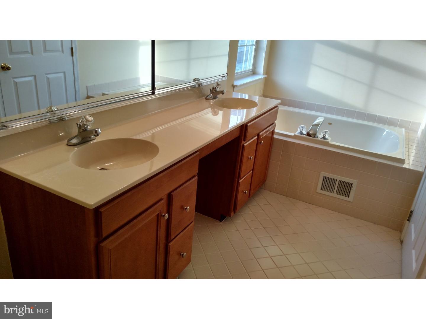 4 Granite Road East Windsor, NJ 08520 - Photo 18 of 25