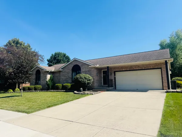 $289,900 | 1112 Yorkshire Court, Celina, OH 45822