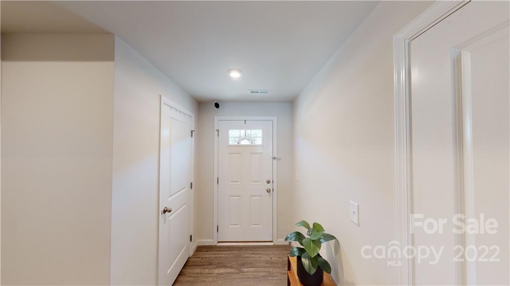 921 Taybyn Road Fort Mill, SC 29715 - Photo 7 of 36 Gallery Image 7