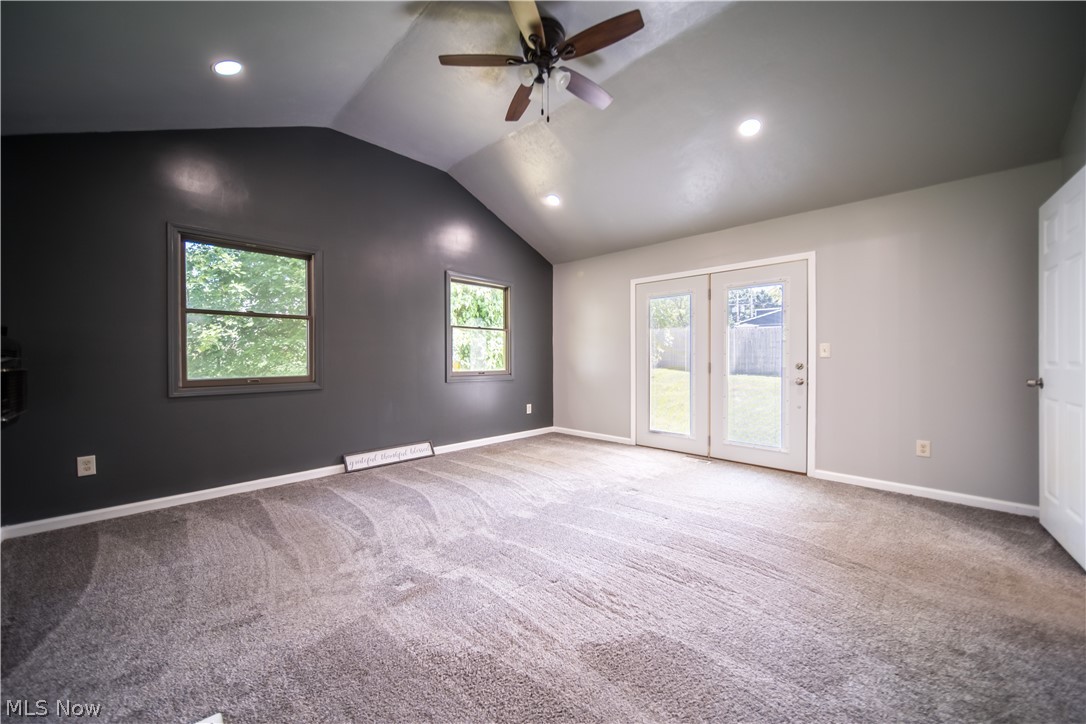 2437 Copley Road Akron, OH 44321 - Photo 19 of 35