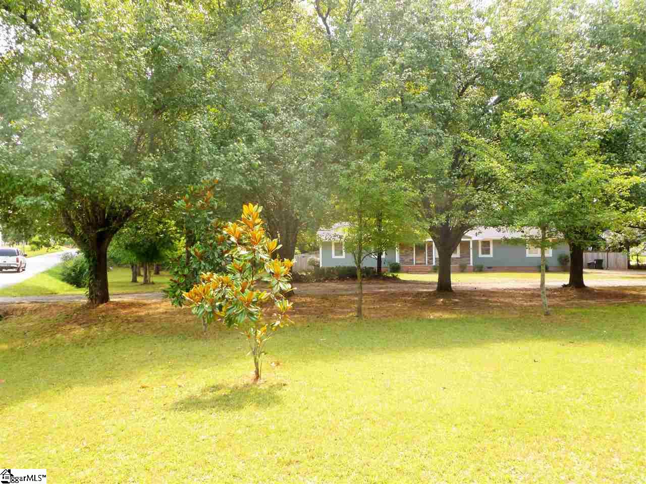 1197 Saluda Dam Road Easley, SC 29640 - Photo 3 of 25 Gallery Image 3