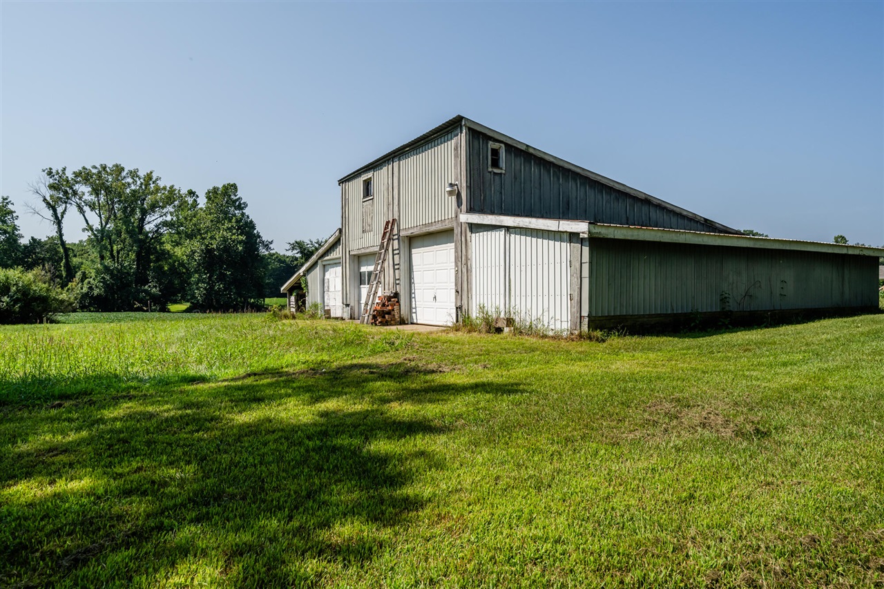 7462 West Martin Road Three Oaks, MI 49128 - Photo 5 of 21
