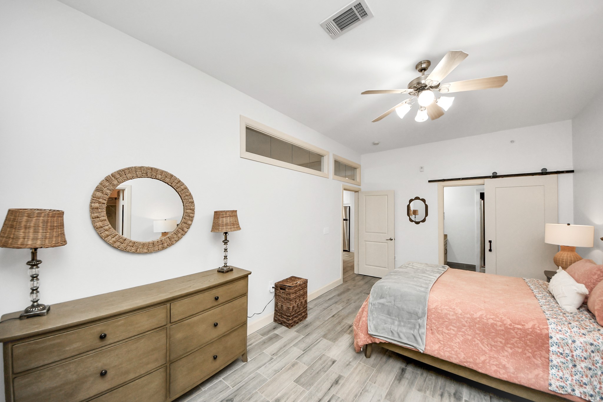 1900 Genesee Street, Unit 204 Houston, TX 77006 - Photo 20 of 40