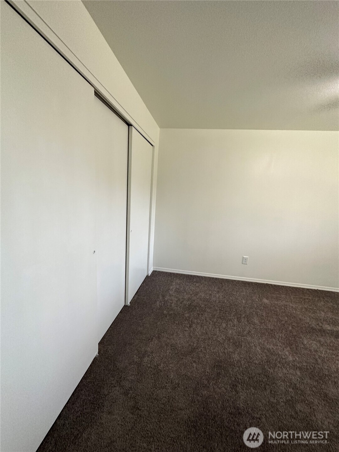 609 Shattuck Avenue South, Unit 7 Renton, WA 98057 - Photo 15 of 18