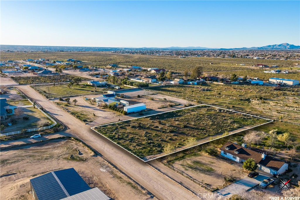 0 Moonbeam Apple Valley Apple Valley, CA 92308 - Photo 14 of 14 a view of a city and ocean view