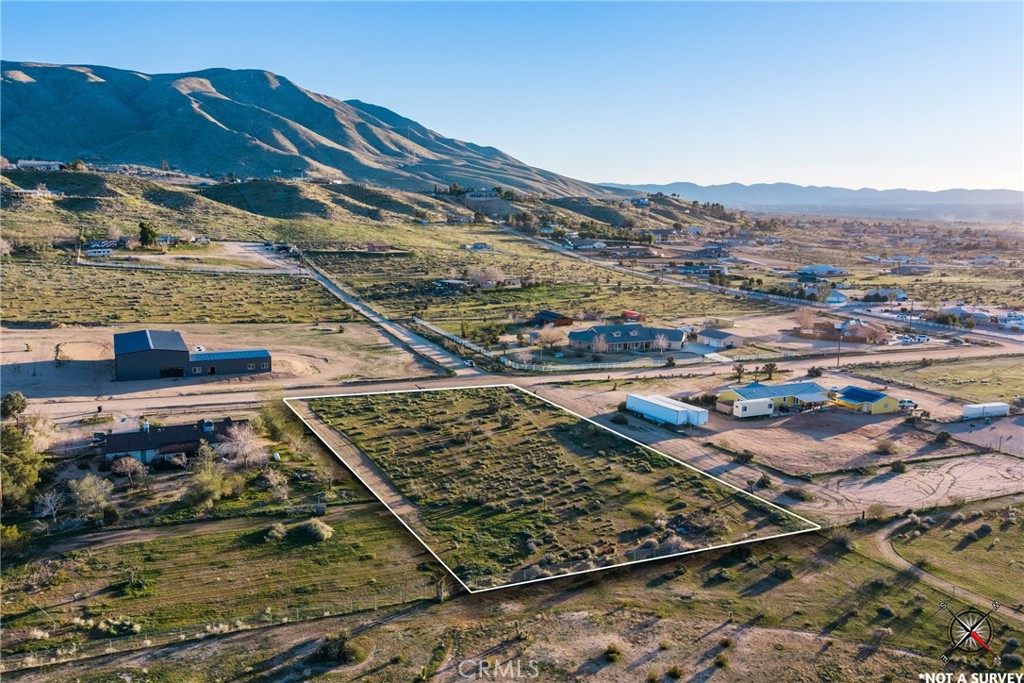 0 Moonbeam Apple Valley Apple Valley, CA 92308 - Photo 4 of 14 a view of a sky from a terrace