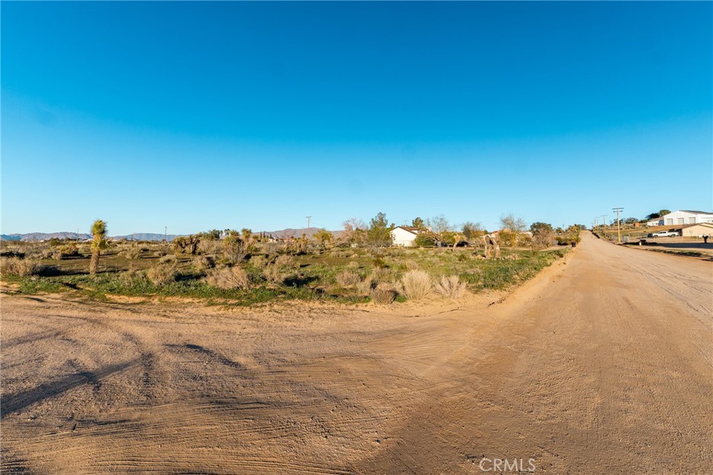0 Moonbeam Apple Valley Apple Valley, CA 92308 - Photo 5 of 14 a view of ocean view