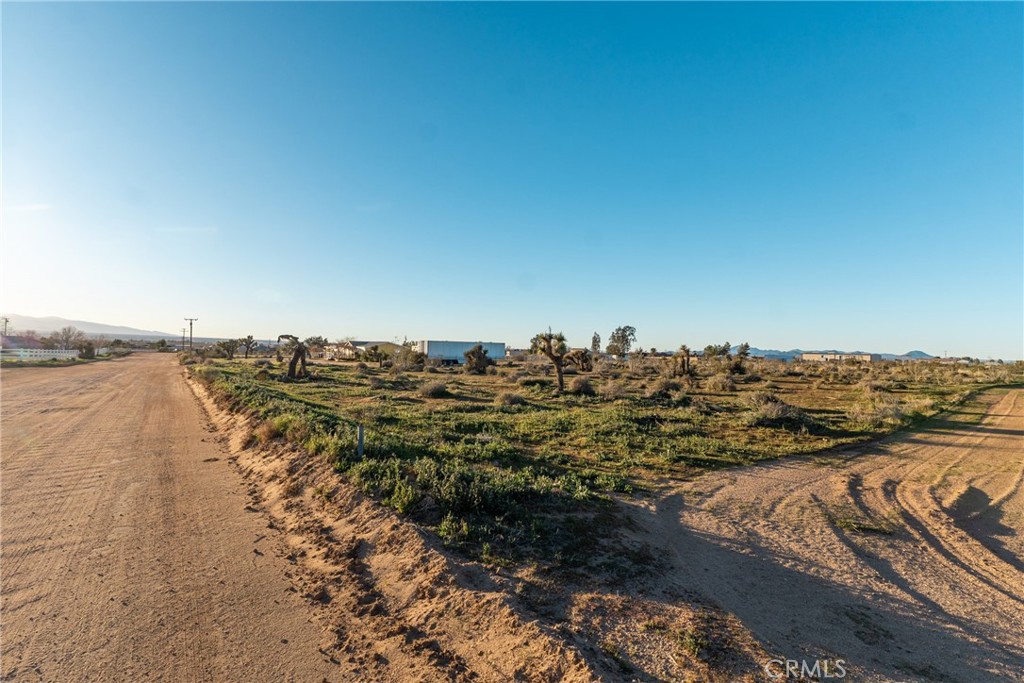 0 Moonbeam Apple Valley Apple Valley, CA 92308 - Photo 7 of 14 a view of a lake view