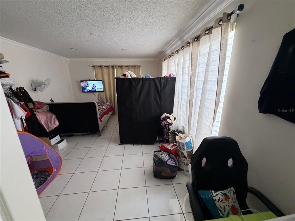 18615 Southwest 98th Avenue Miami, FL 33157 - Photo 30 of 44