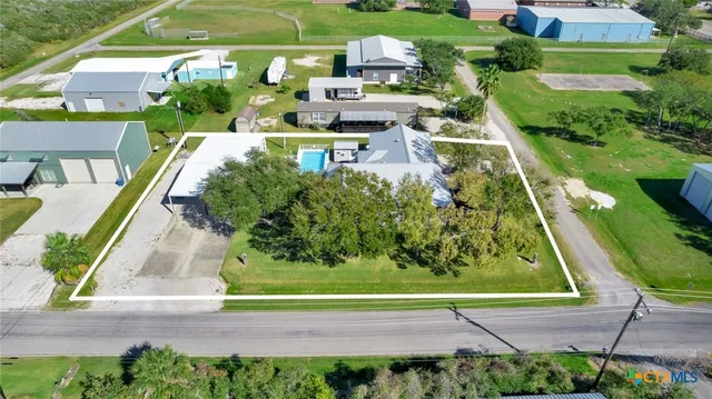 $499,900 | 612 Jackson Avenue, Port O'Connor, TX 77982