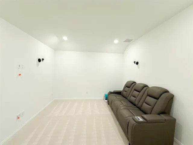 $3,100 | 253 Inlet Lane, Leander, TX 78641