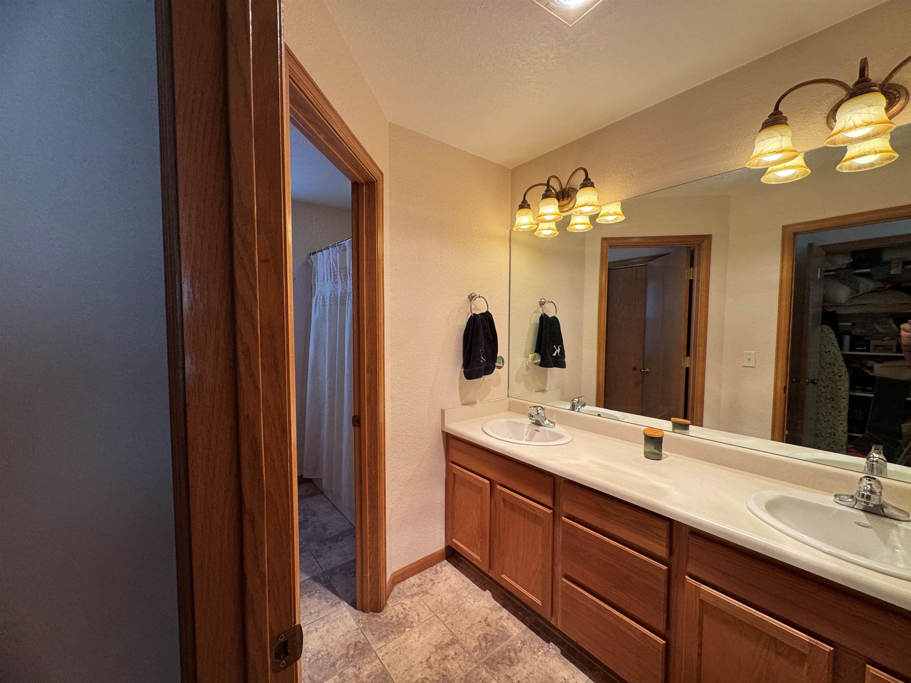 360 North 9th Street Lander, WY 82520 - Photo 3 of 6