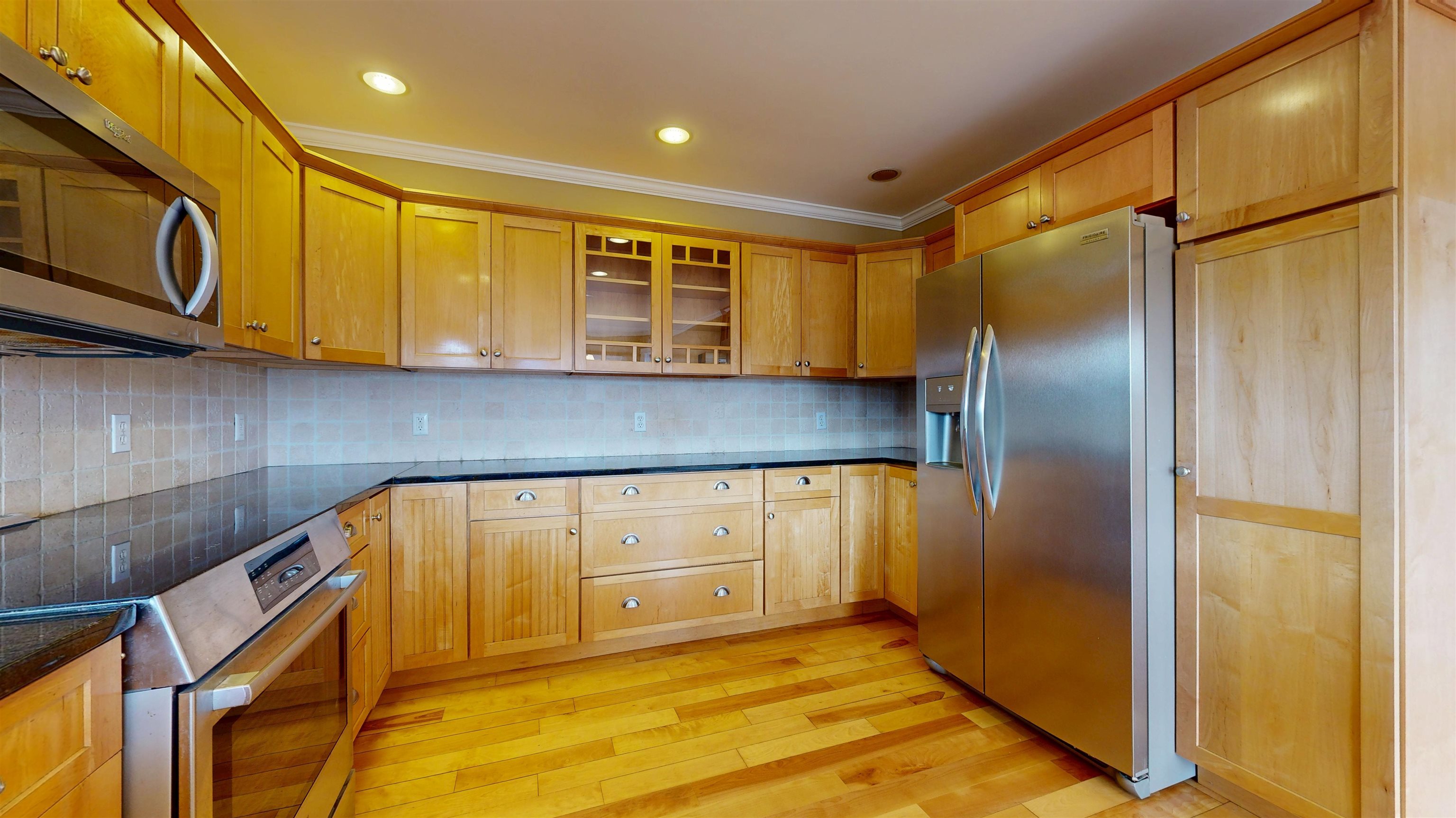 20 Robin Lane Charlotte, VT 05445 - Photo 7 of 36