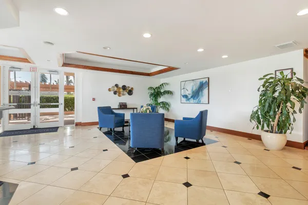 $3,900 | 1801 North Flagler Drive, Unit 903, West Palm Beach, FL 33407