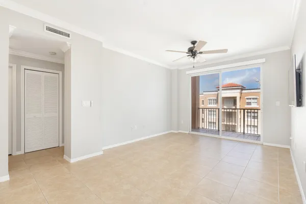 $3,900 | 1801 North Flagler Drive, Unit 903, West Palm Beach, FL 33407