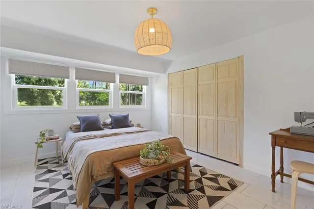 $699,000 | 4710 11th Avenue Southwest, Naples, FL 34116