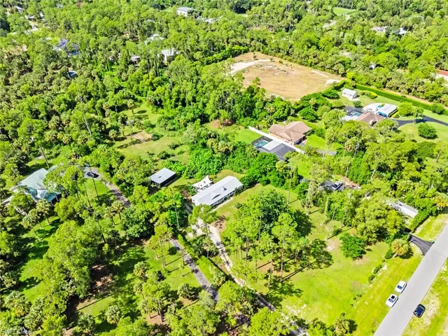 $699,000 | 4710 11th Avenue Southwest, Naples, FL 34116