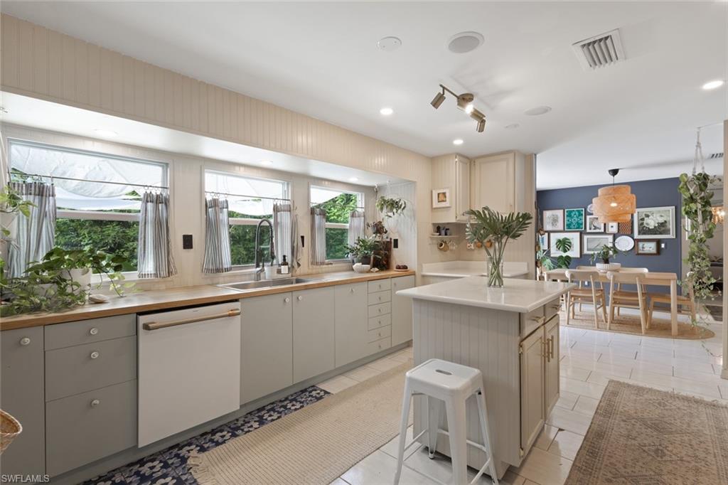 4710 11th Avenue Southwest Naples, FL 34116 - Photo 5 of 27