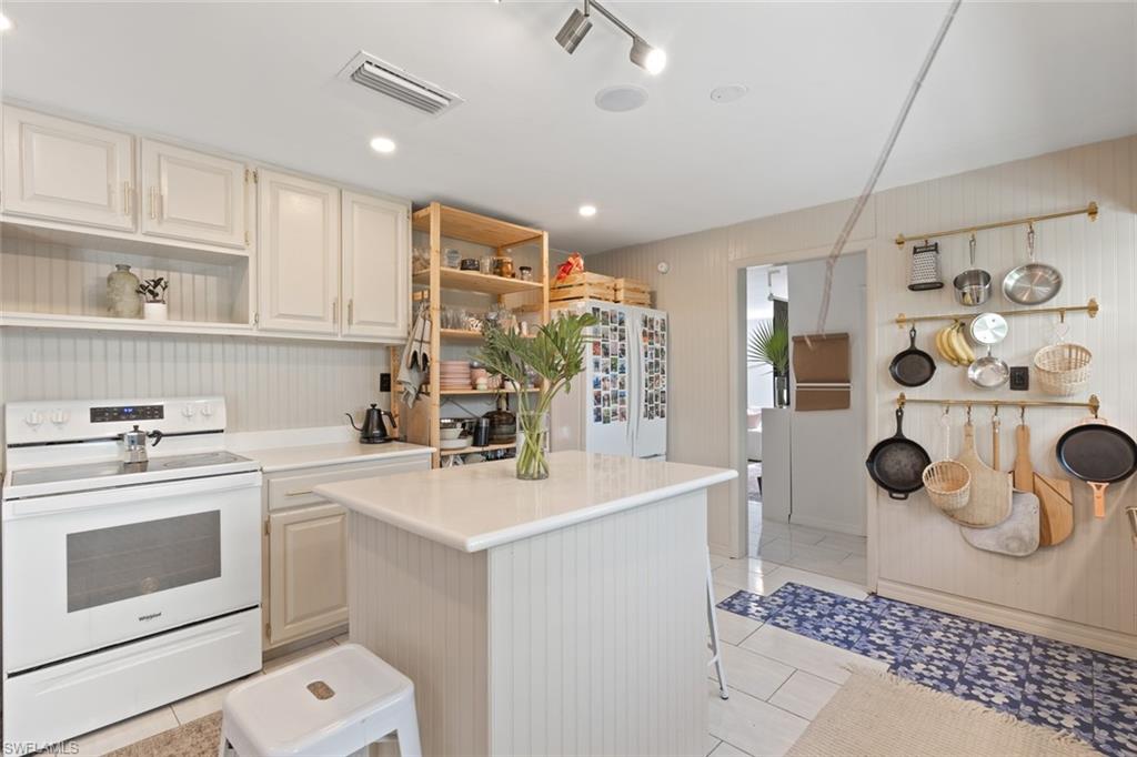 4710 11th Avenue Southwest Naples, FL 34116 - Photo 7 of 27