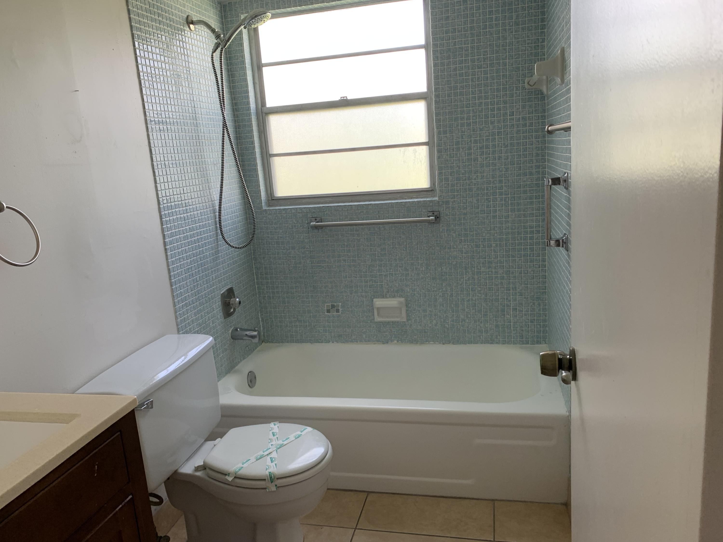 361 Brighton I Boca Raton, FL 33434 - Photo 6 of 17 IMG_0896