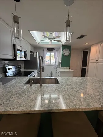 $1,550 | 25275 Rampart Boulevard, Unit 1303, Punta Gorda, FL 33983