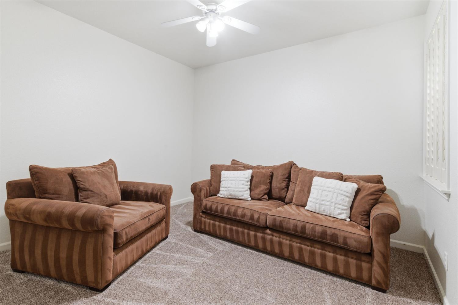 243 John Kamps Way Ripon, CA 95366 - Photo 40 of 62