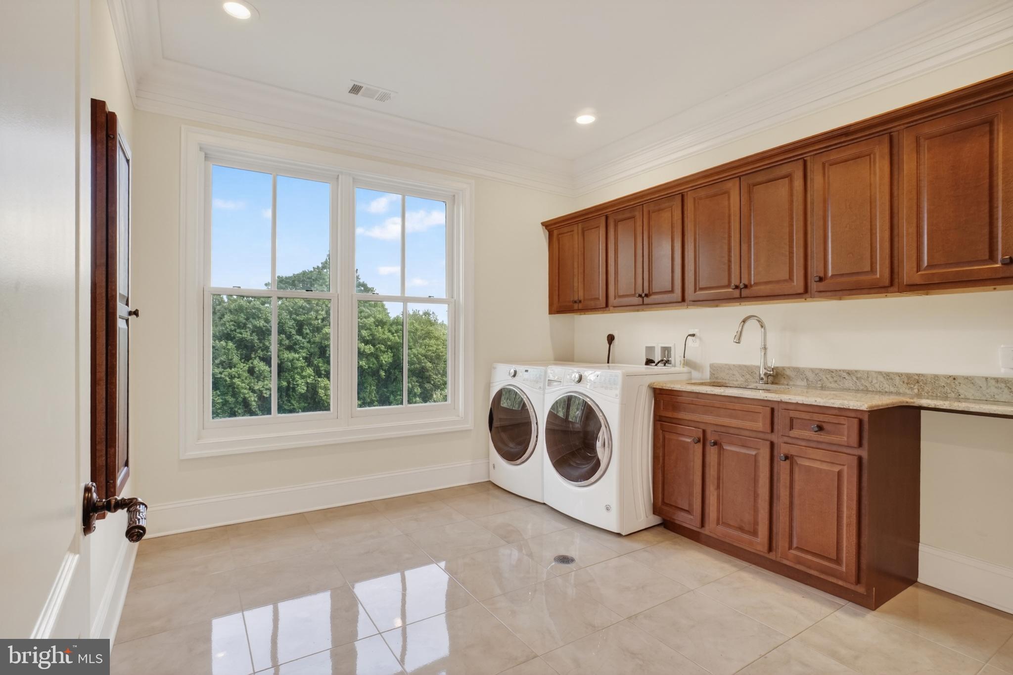 7112 Georgetown Pike McLean, VA 22101 - Photo 37 of 59 Upper Level Laundry Room