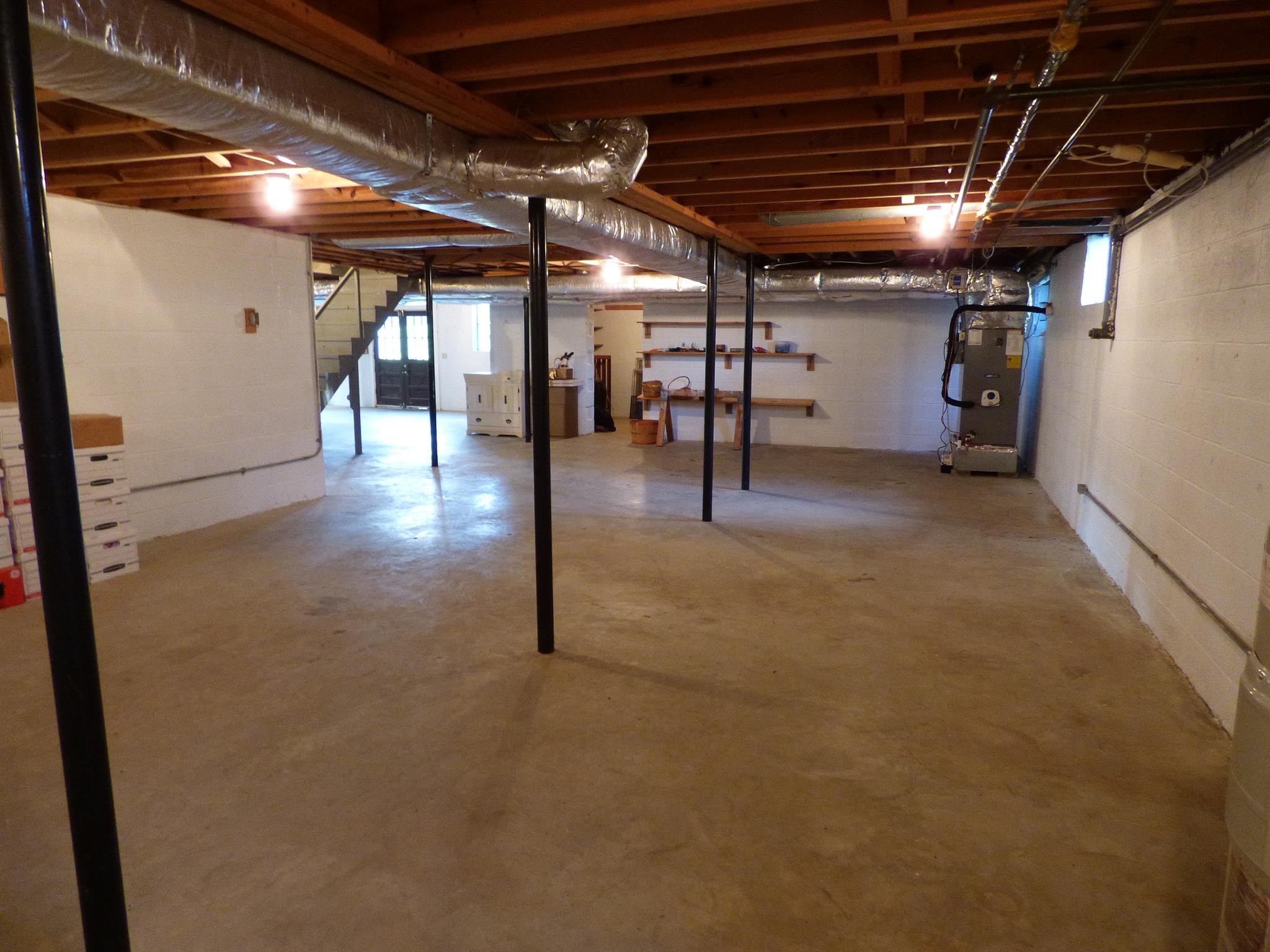 441 Excell Road Clarksville, TN 37043 - Photo 21 of 30 a view of empty room with wooden ceiling