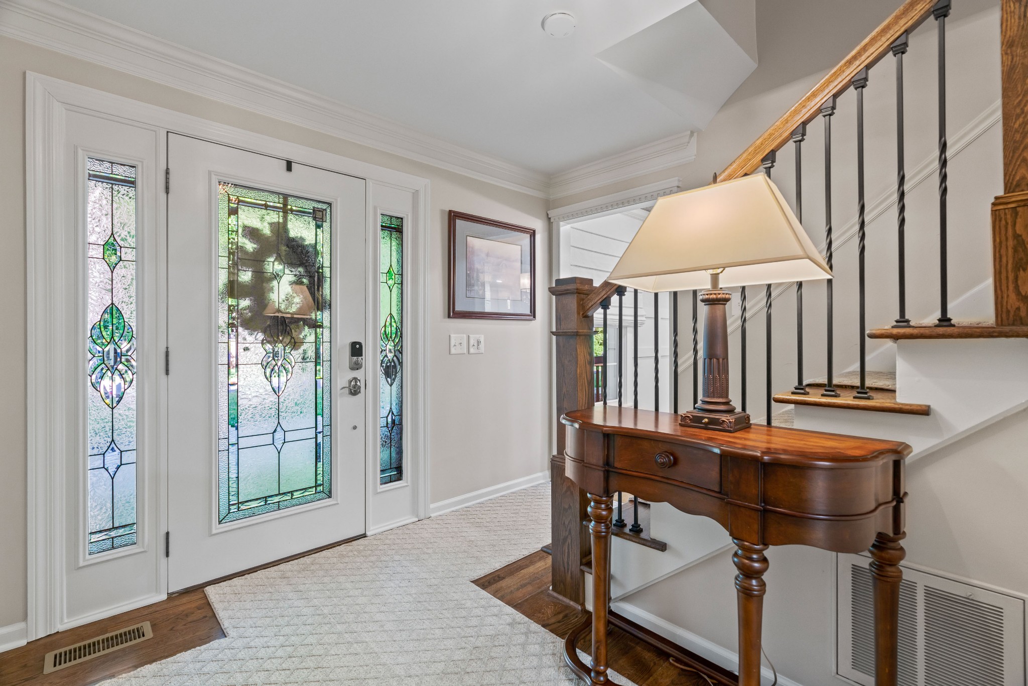 204 Hidden Lake Road Hendersonville, TN 37075 - Photo 14 of 67 a room with furniture and a window