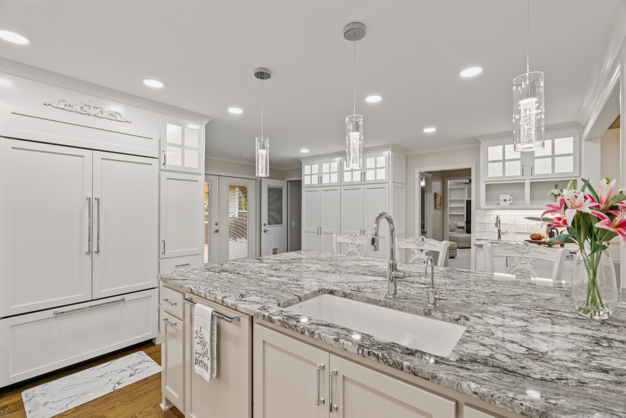 204 Hidden Lake Road Hendersonville, TN 37075 - Photo 23 of 67 a view of a kitchen with kitchen island a sink stainless steel appliances and cabinets