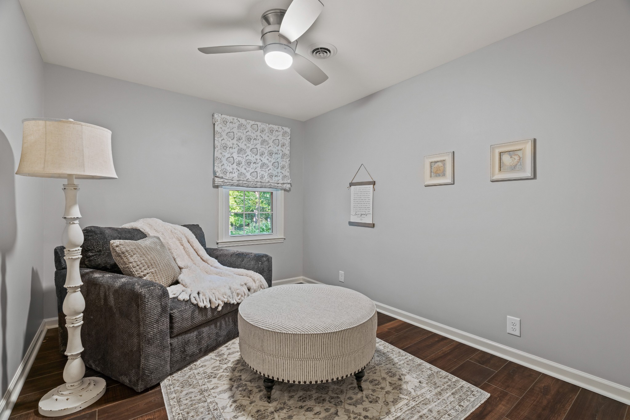 204 Hidden Lake Road Hendersonville, TN 37075 - Photo 46 of 67 a living room with furniture a rug and a window