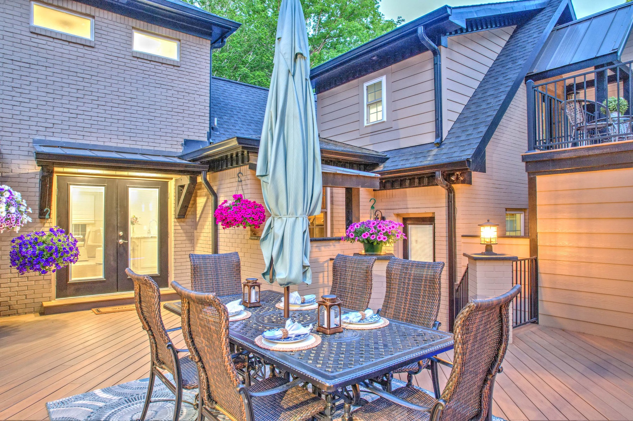 204 Hidden Lake Road Hendersonville, TN 37075 - Photo 57 of 67 a view of outdoor dining space with a table and chairs