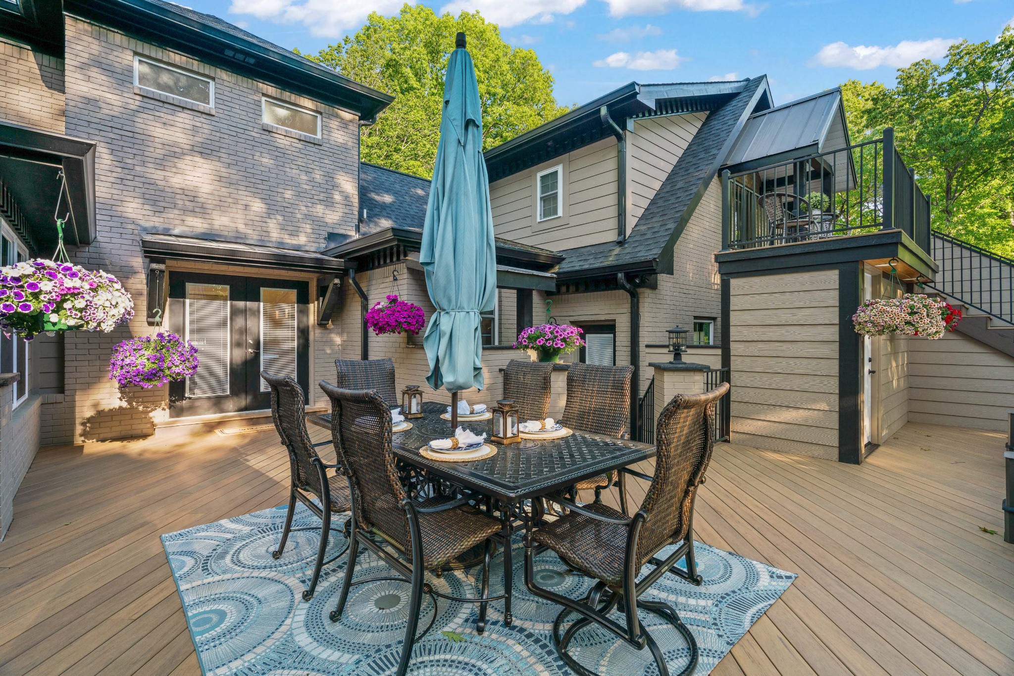 204 Hidden Lake Road Hendersonville, TN 37075 - Photo 59 of 67 a view of a dining tables and chairs in a patio