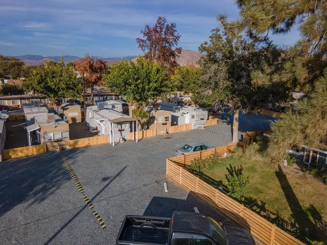 $1,299,000 | 858 South Valencia Boulevard, Woodlake, CA 93286