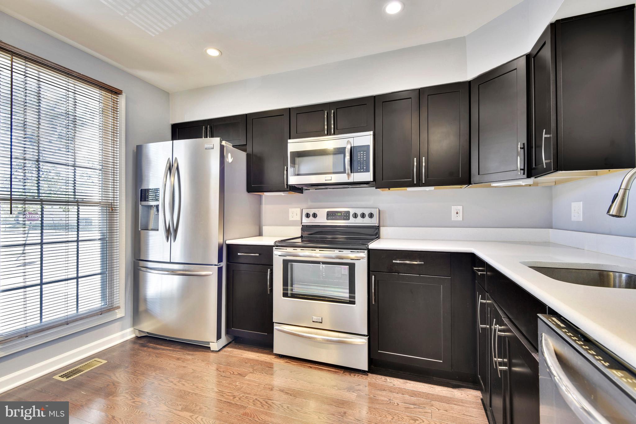 930 South Paca Street Baltimore, MD 21230 - Photo 11 of 29 Kitchen
