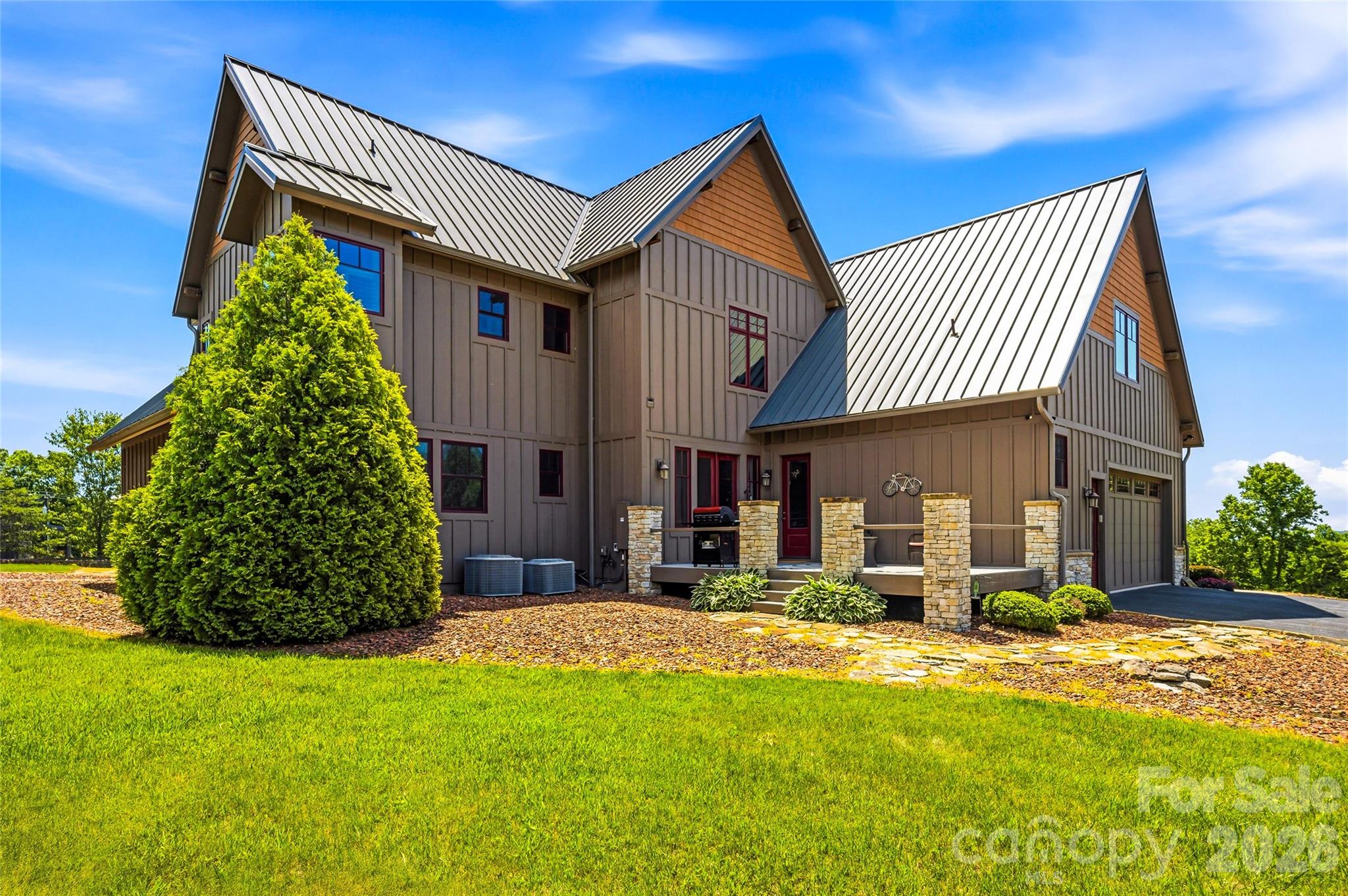 4862 Pinnacle Mountain Road Zirconia, NC 28790 - Photo 38 of 48