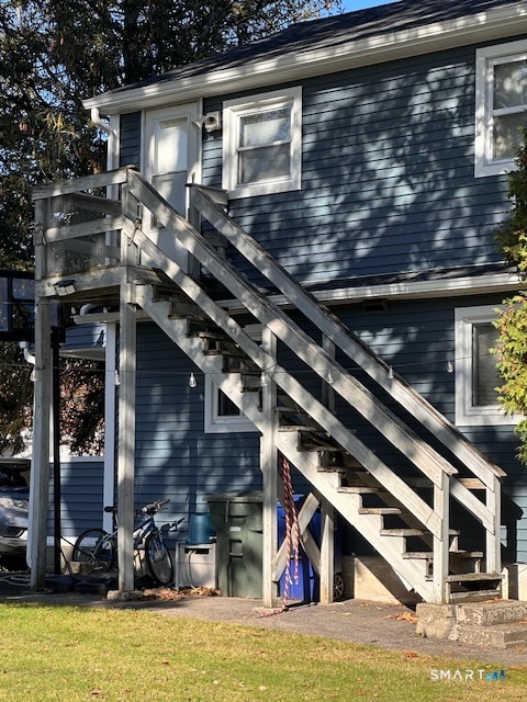 131 Ruth Street Bridgeport, CT 06606 - Photo 12 of 31