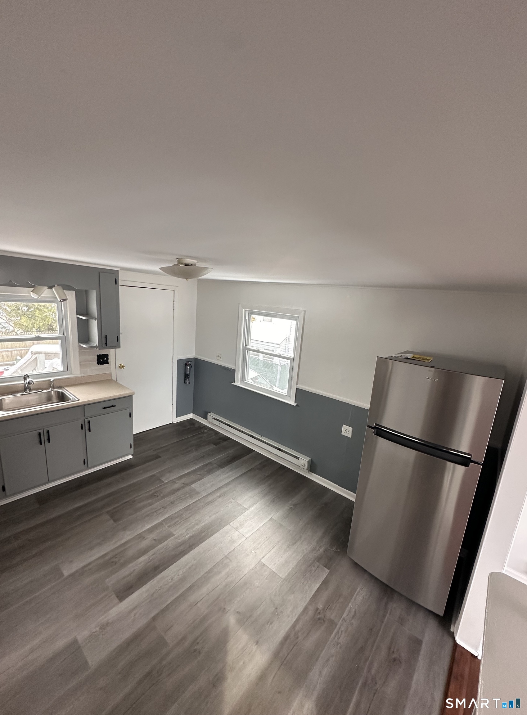 131 Ruth Street Bridgeport, CT 06606 - Photo 35 of 36