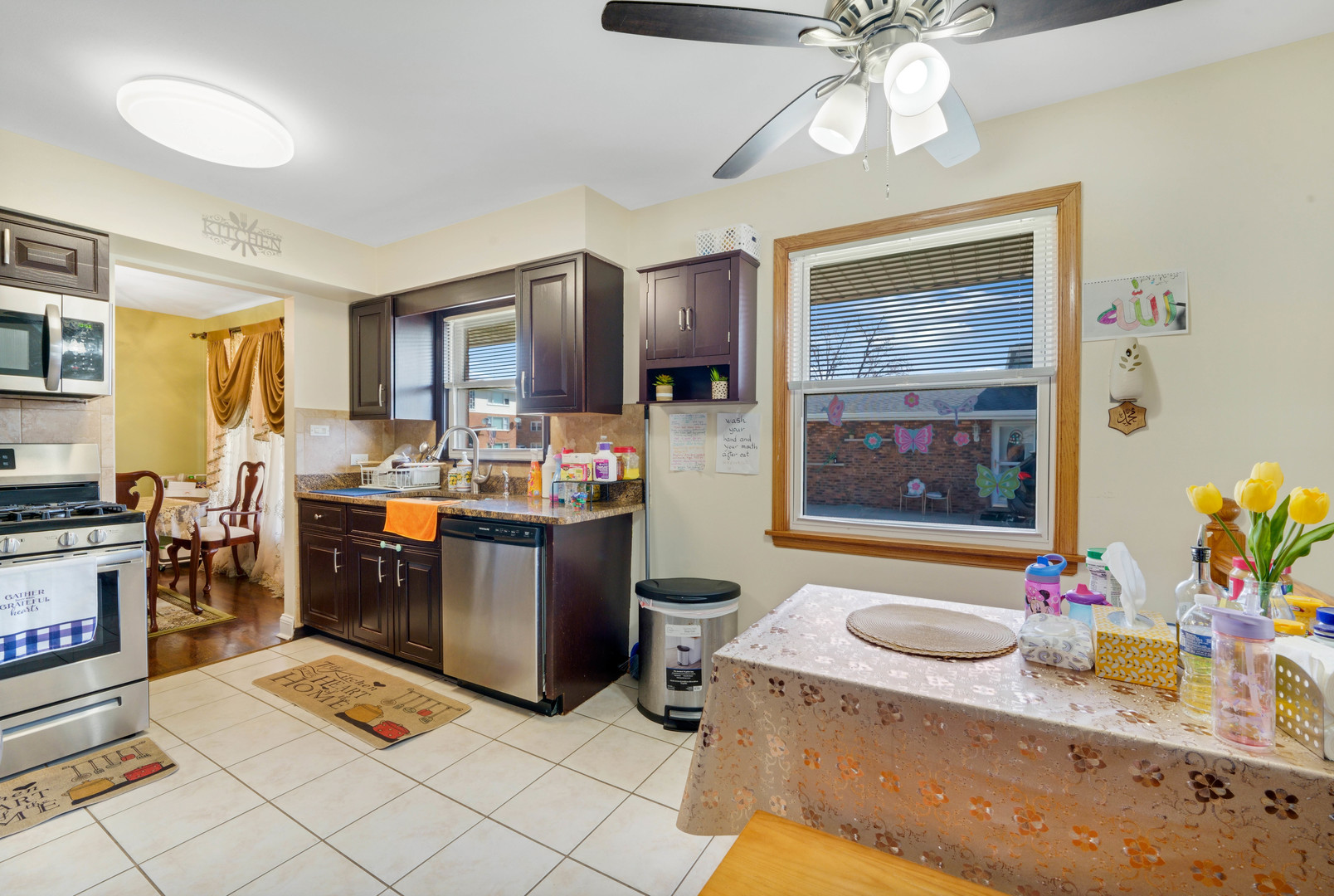 7849 79th Place Bridgeview, IL 60455 - Photo 10 of 30