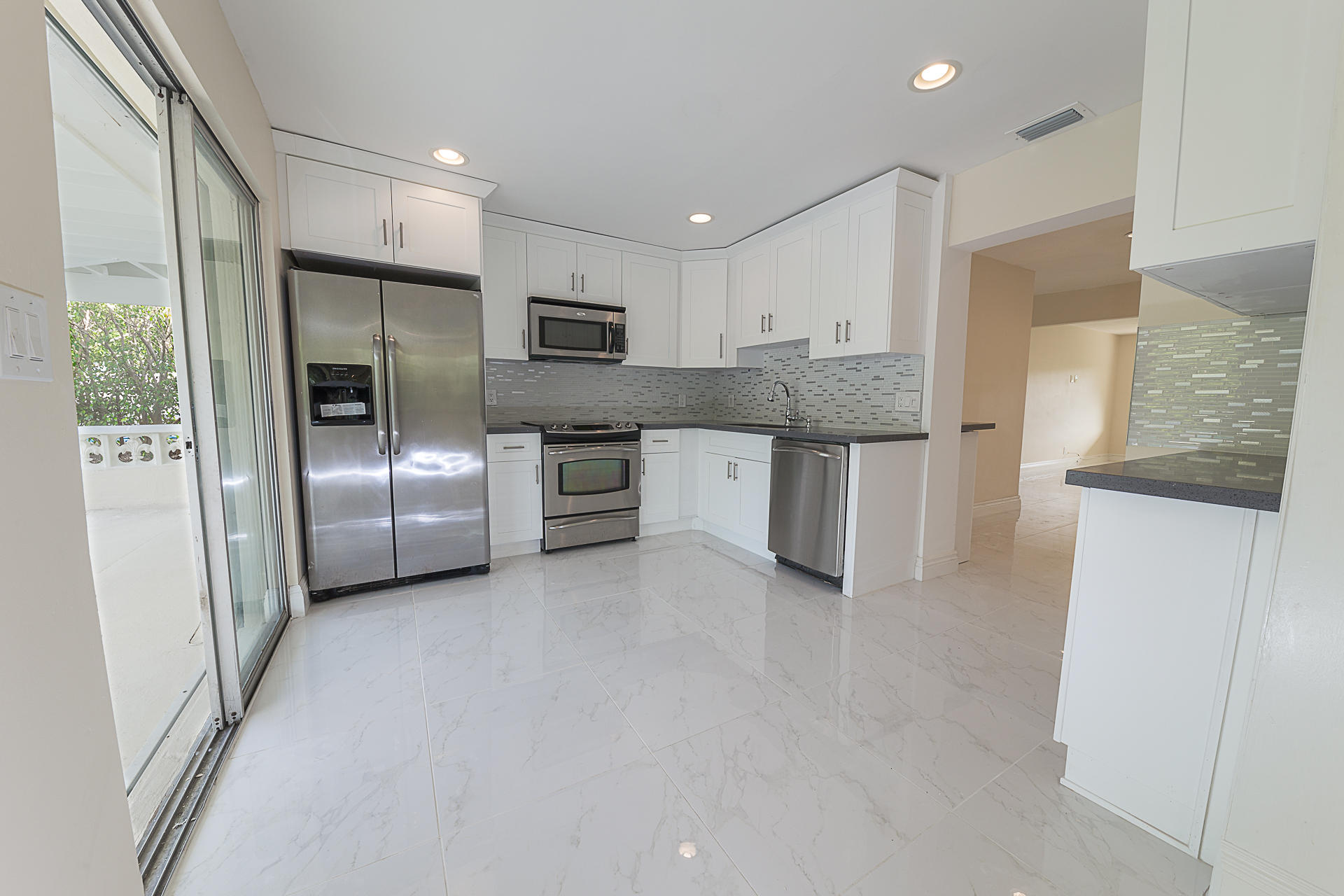 461 Southwest 2nd Street Boca Raton, FL 33432 - Photo 11 of 14 Kitchen (2)