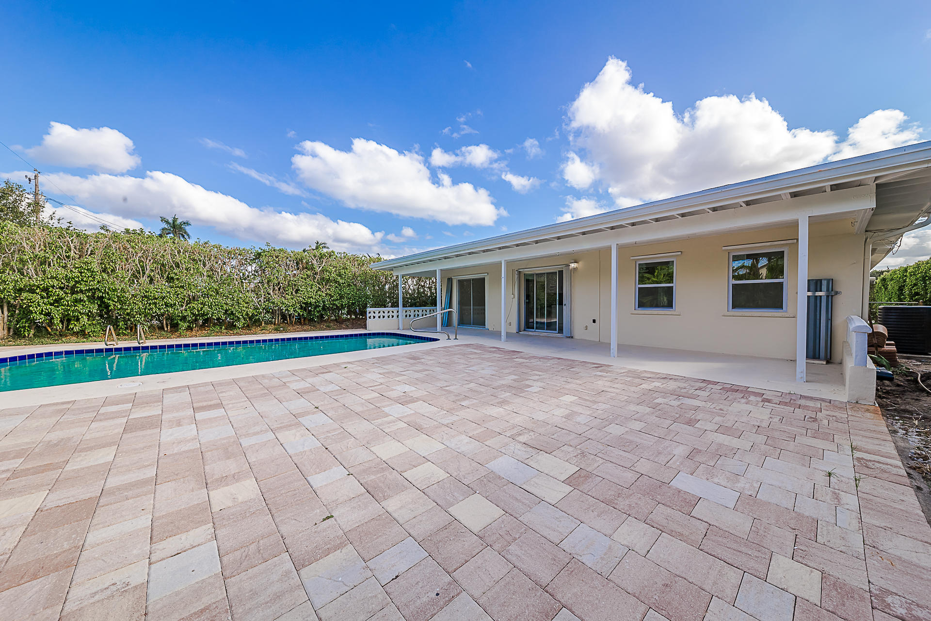 461 Southwest 2nd Street Boca Raton, FL 33432 - Photo 4 of 14 Back