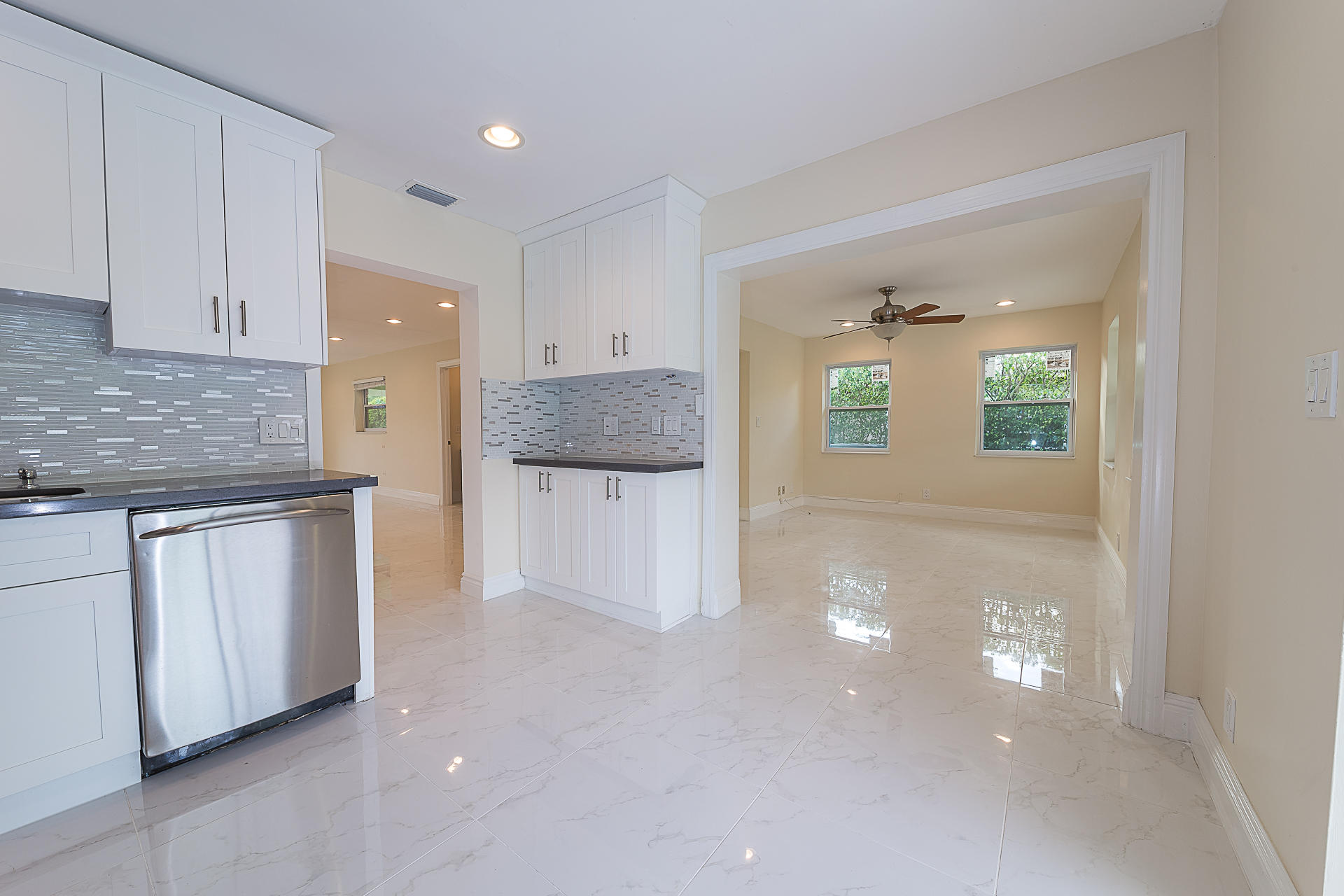 461 Southwest 2nd Street Boca Raton, FL 33432 - Photo 10 of 14 Dining room (2)